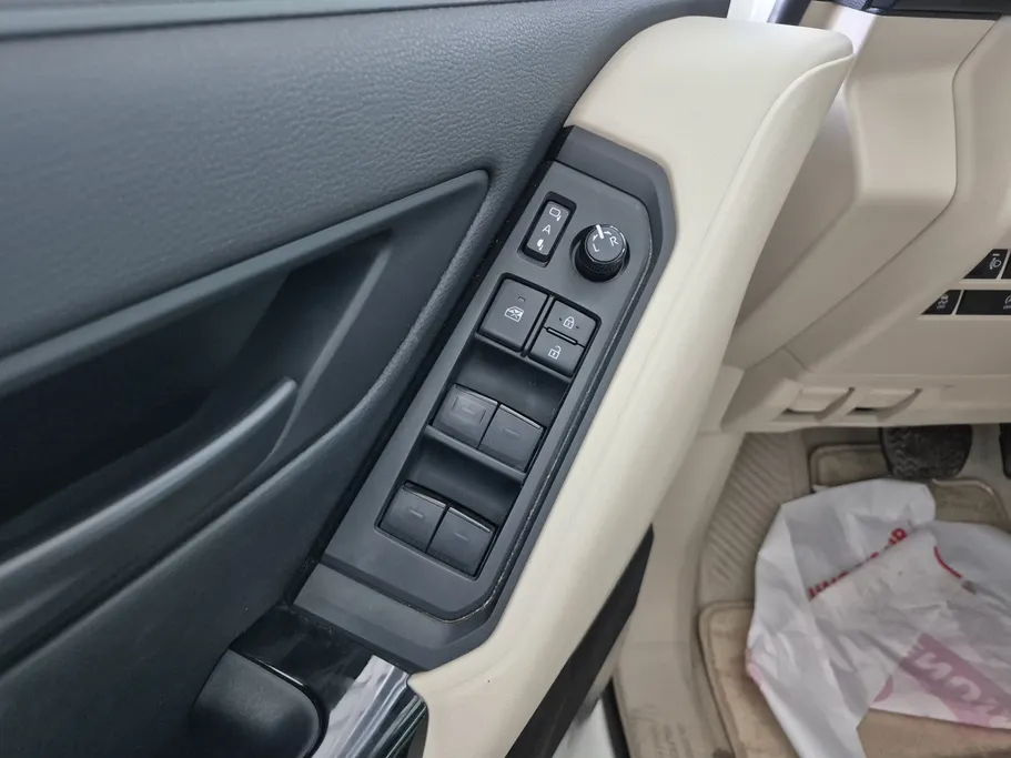 تويوتا لاندكروزر GXR3 2024 