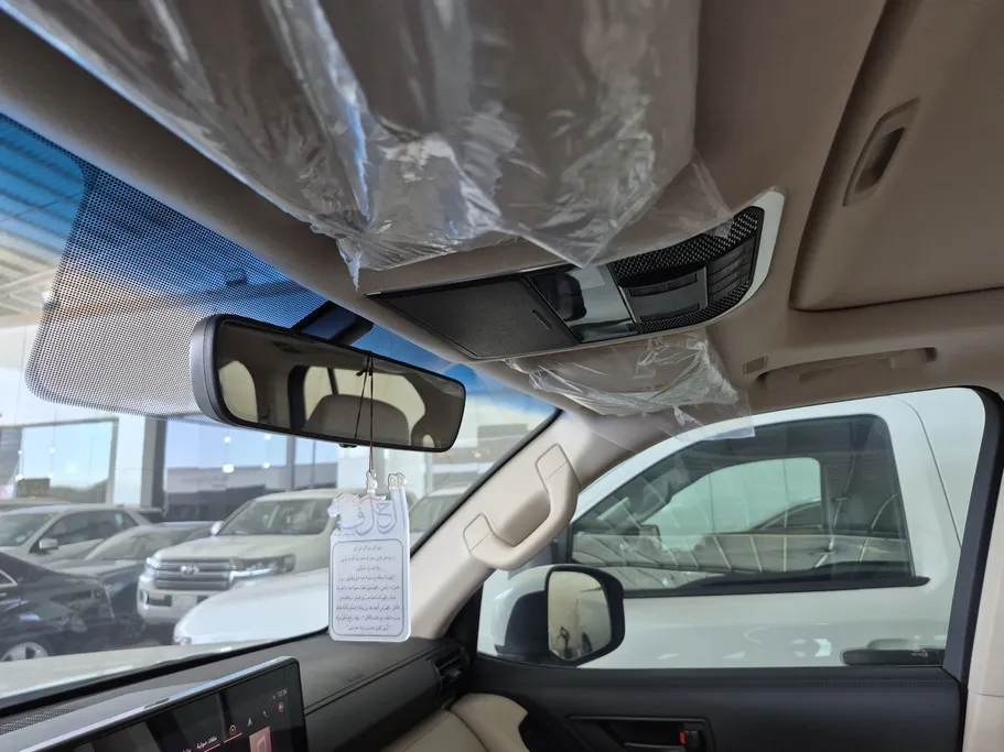 تويوتا لاندكروزر GXR3 2024 