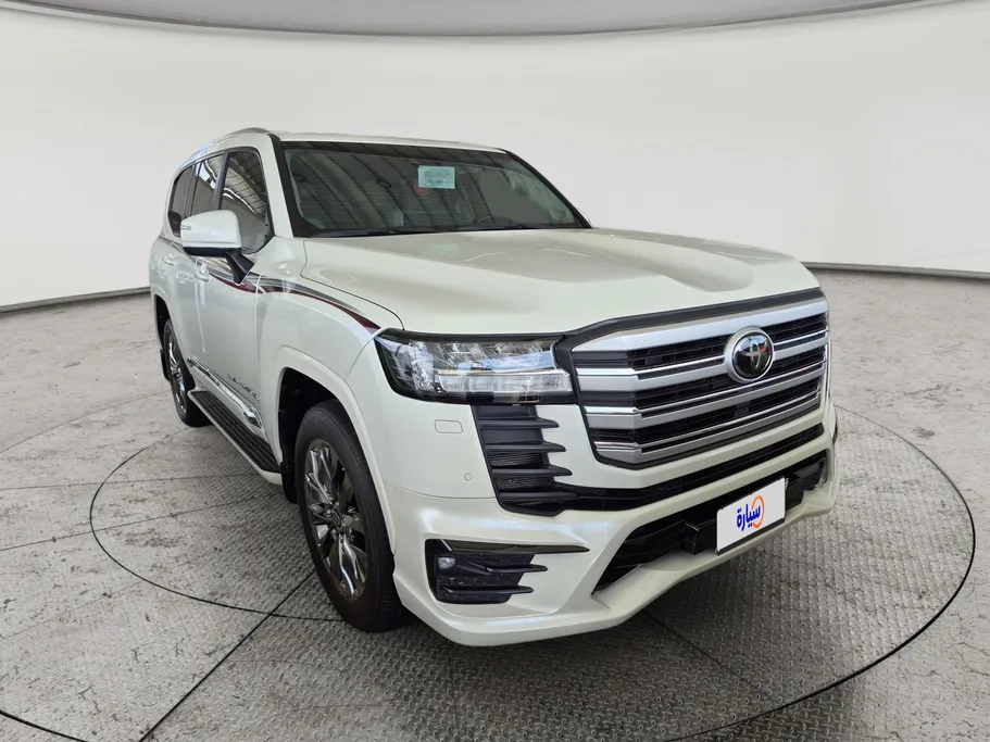 2024 Toyota Land Cruiser GXR 