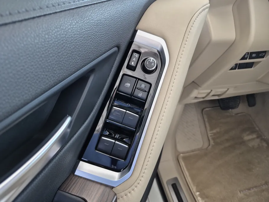 2024 Toyota Land Cruiser GXR 