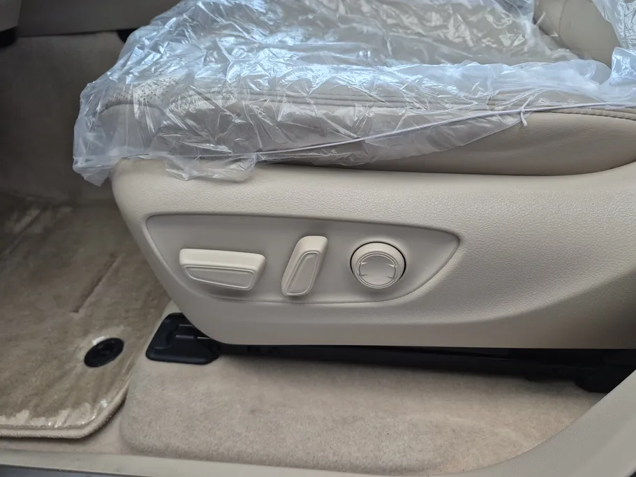 2024 Toyota Land Cruiser GXR 