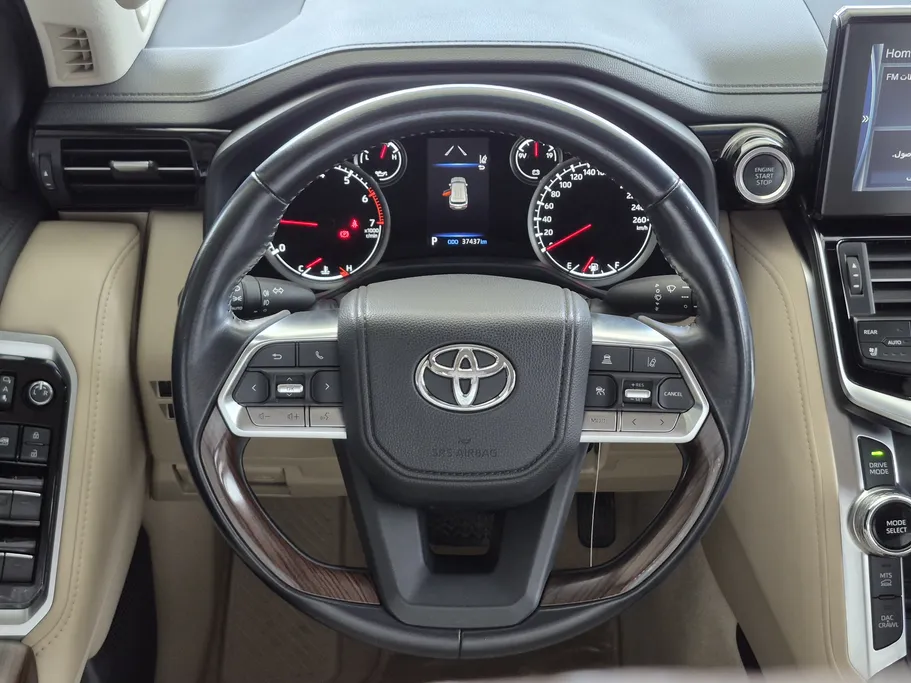 2024 Toyota Land Cruiser GXR 