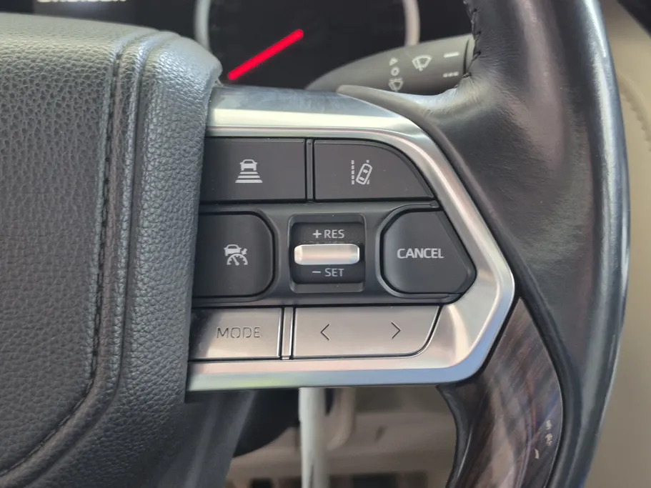 2024 Toyota Land Cruiser GXR 