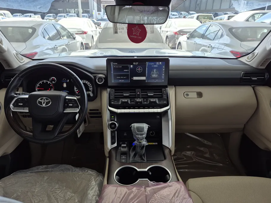 2024 Toyota Land Cruiser GXR 