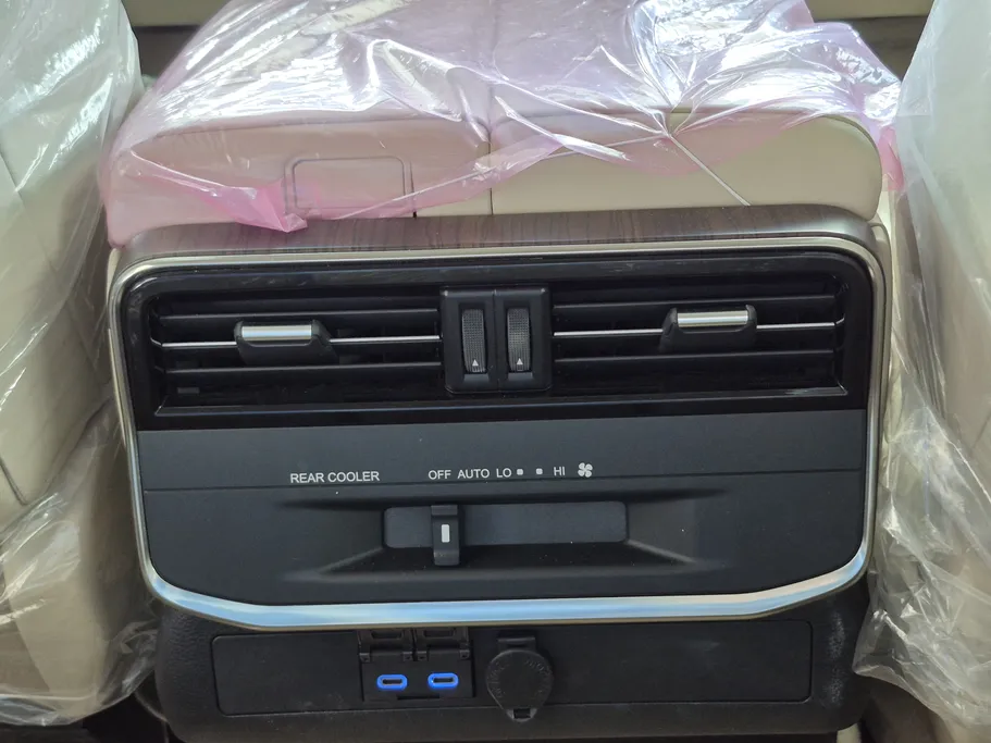 2024 Toyota Land Cruiser GXR 