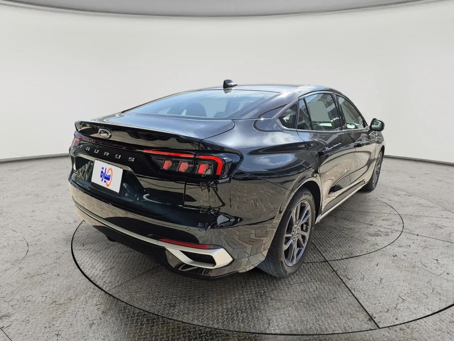 فورد تورس ترند 2025 