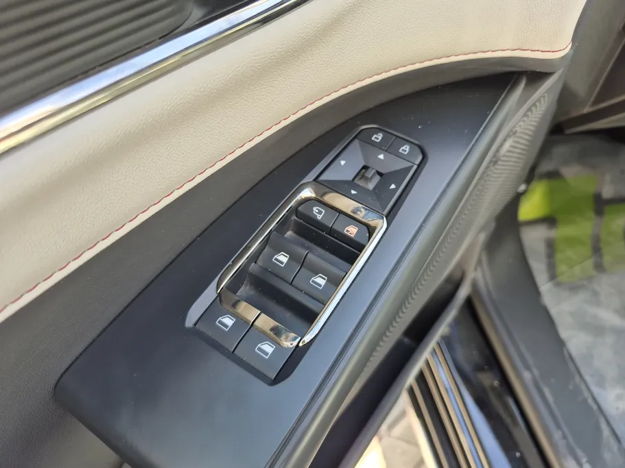 فورد تورس ترند 2025 