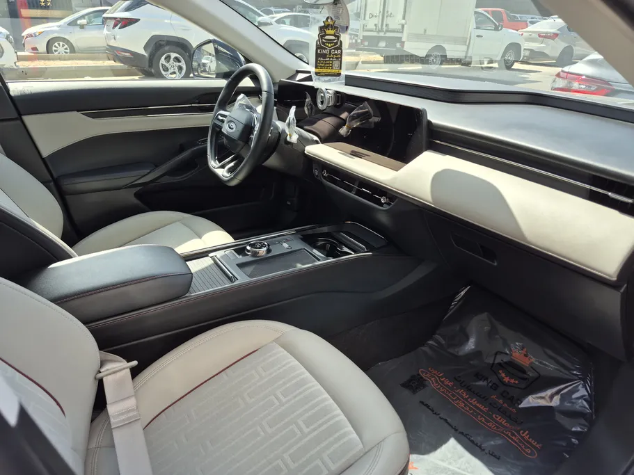 2025 Ford Taurus Trend 