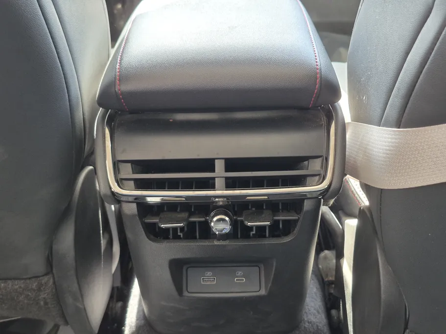 فورد تورس ترند 2025 