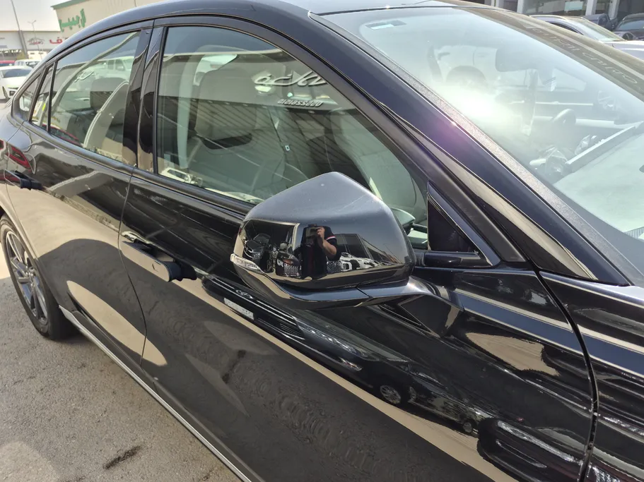 2025 Ford Taurus Trend 