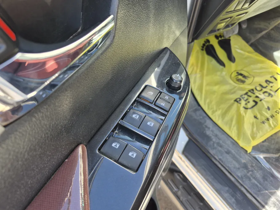 تويوتا هايلكس SGLX 4X4 AT DSL 2024 