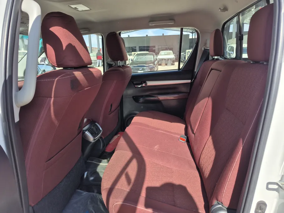 تويوتا هايلكس SGLX 4X4 AT DSL 2024 