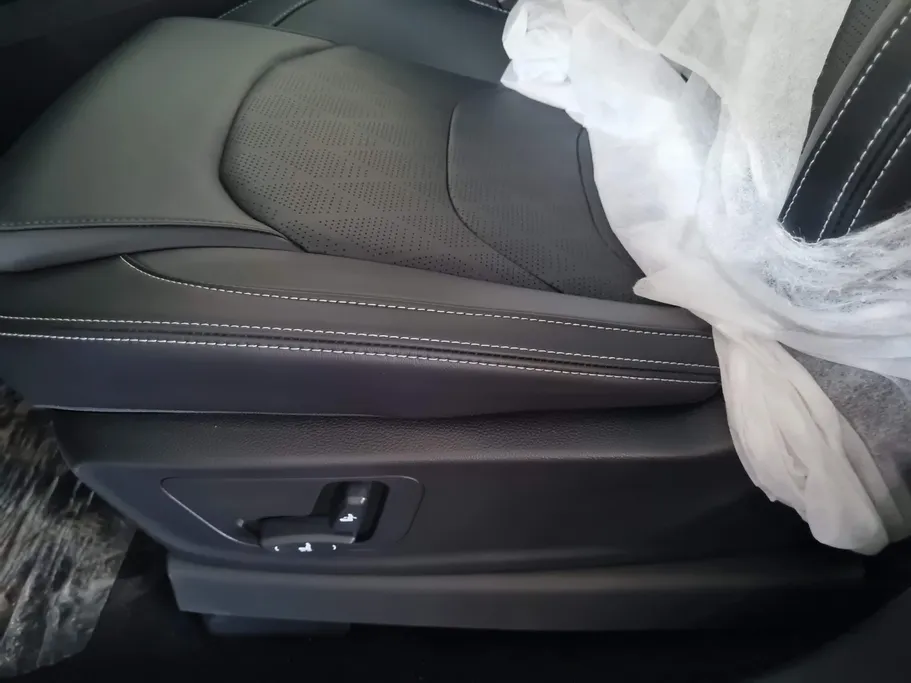 شفروليه كابتيفا Premier 2026 