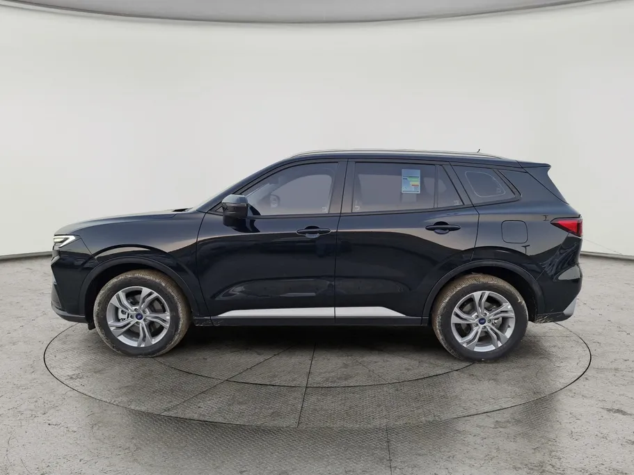 فورد تريتوري امبيانتي 2025 