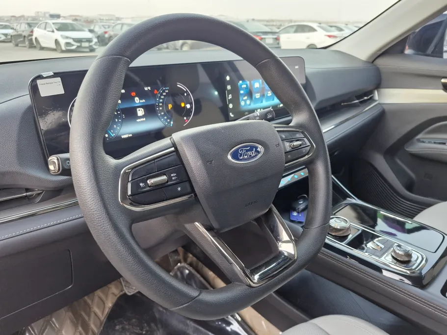 فورد تريتوري امبيانتي 2025 