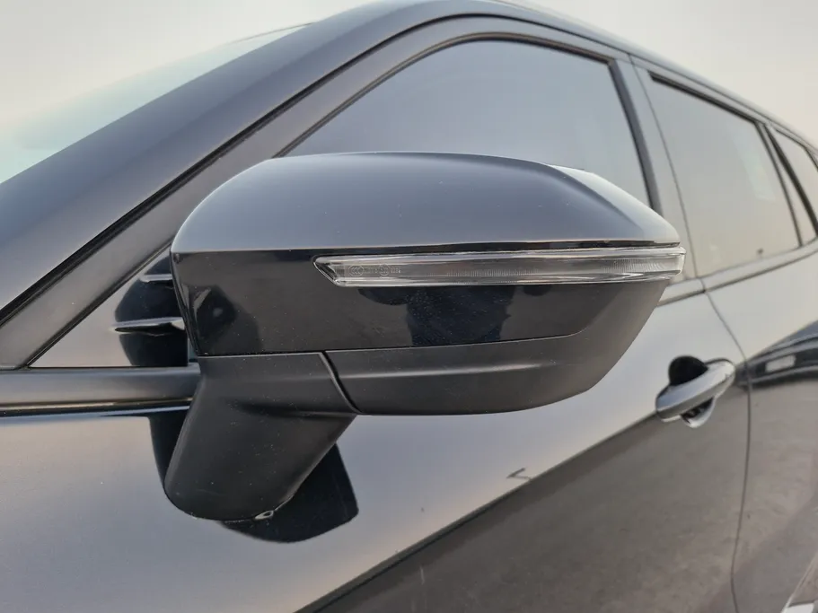 فورد تريتوري امبيانتي 2025 