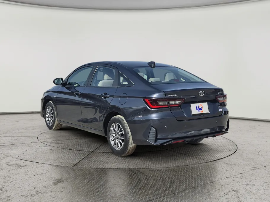 2024 Toyota Yaris  Y 