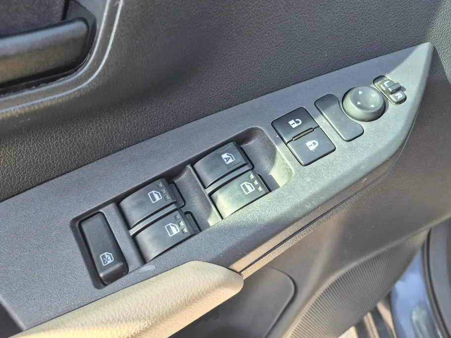 2024 Toyota Yaris  Y 