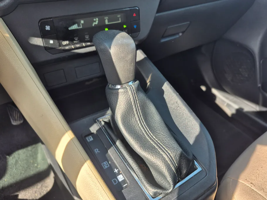 2024 Toyota Yaris  Y 