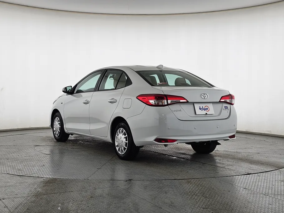 تويوتا يارس Y 2021 