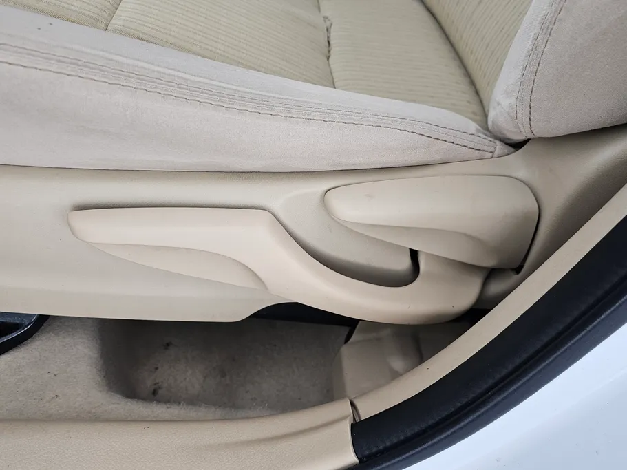 تويوتا يارس Y 2021 