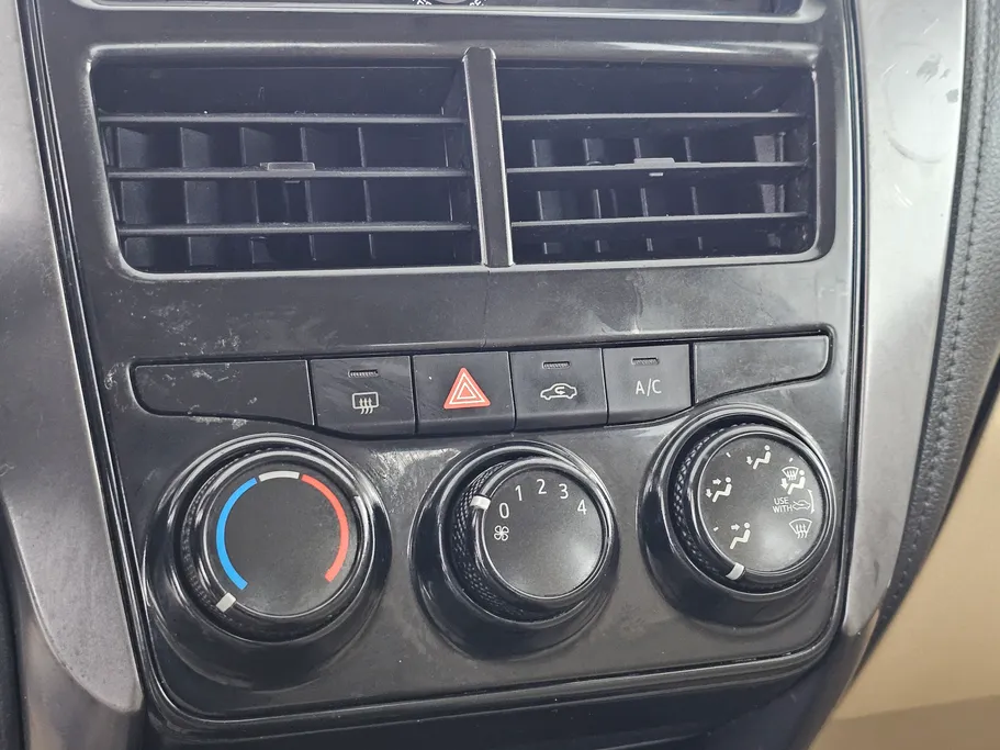 تويوتا يارس Y 2021 