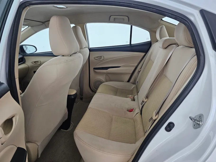 تويوتا يارس Y 2021 