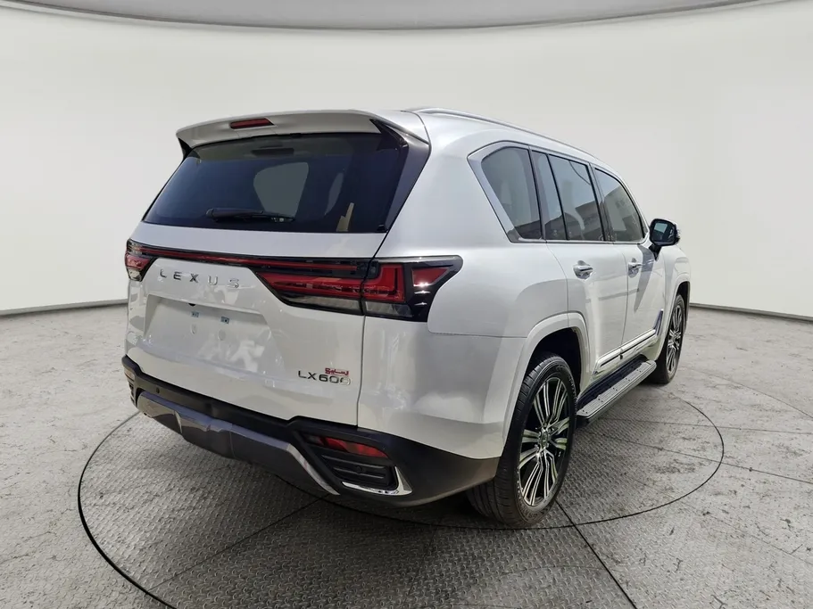 لكزس LX 600 2024 