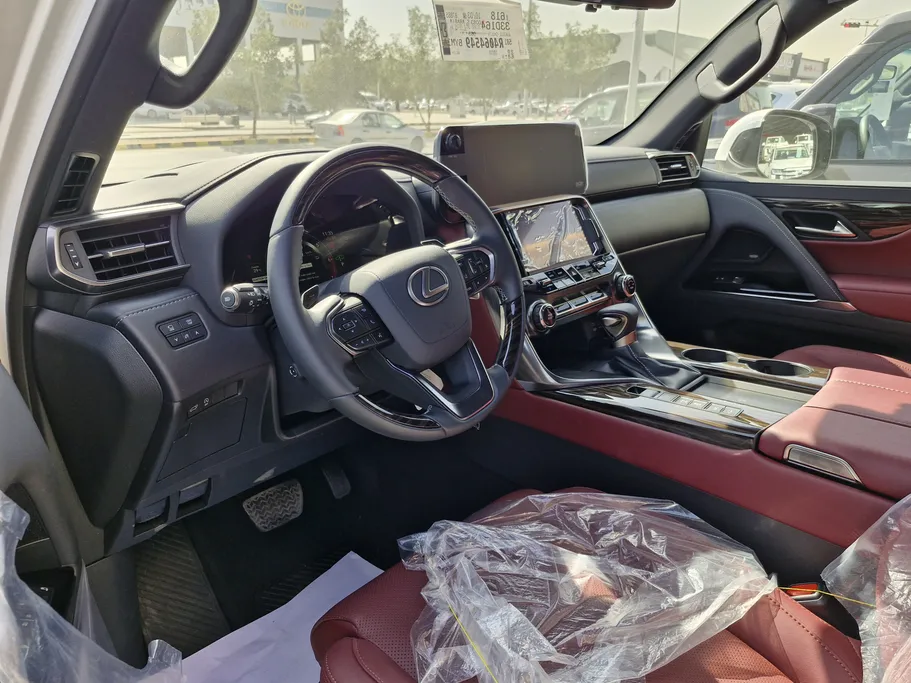 لكزس LX 600 2024 