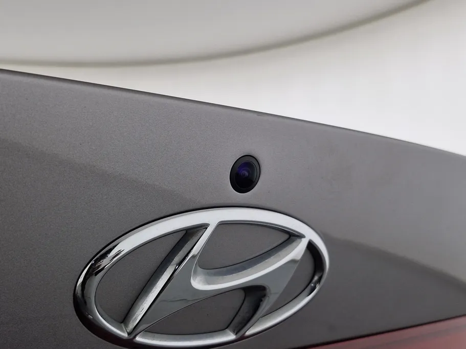 2023 Hyundai Elantra Smart 