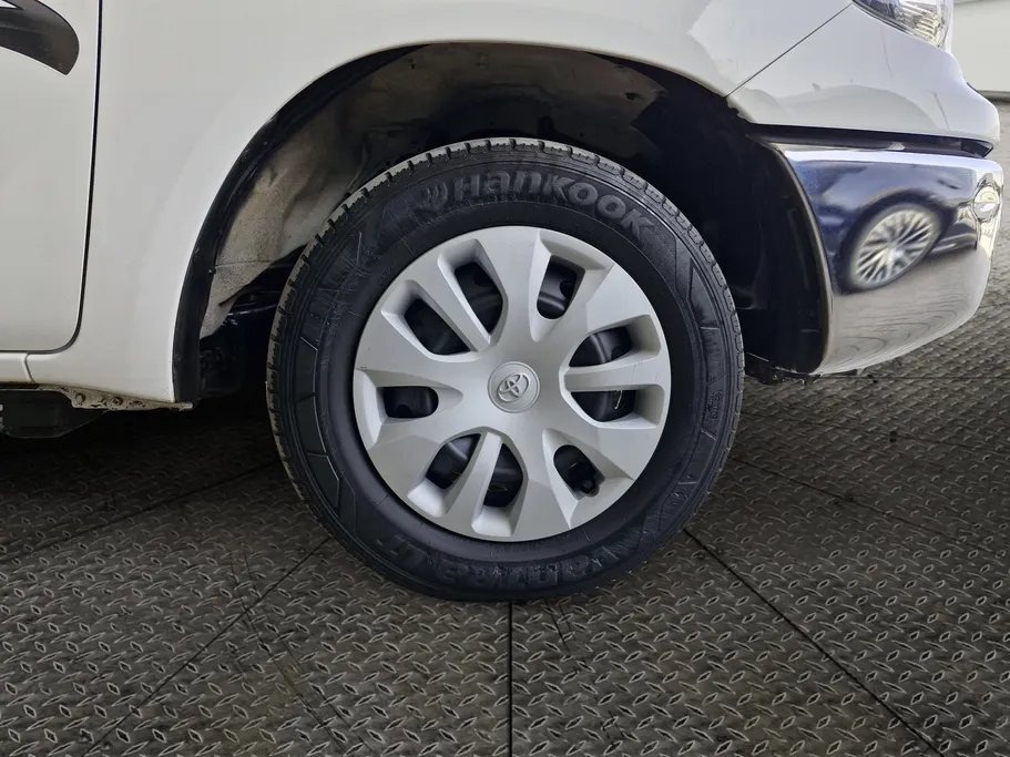 2022 Toyota Hilux GL DSL 