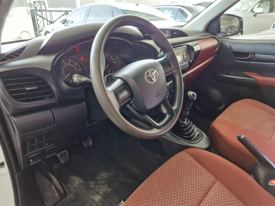 2022 Toyota Hilux GL DSL 