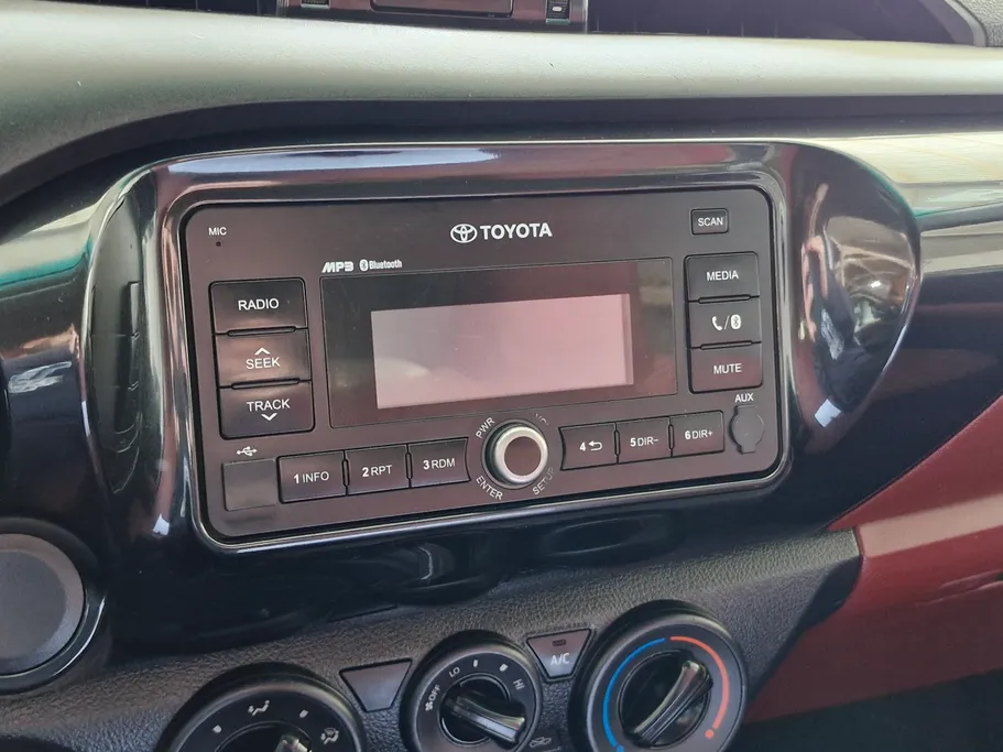 2022 Toyota Hilux GL DSL 