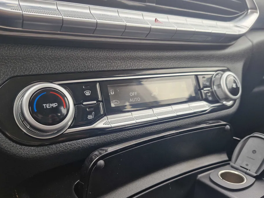 2024 FAW Bestune T77  