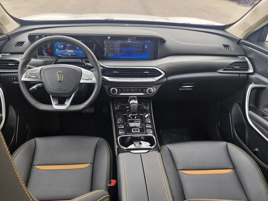 2024 FAW Bestune T77  