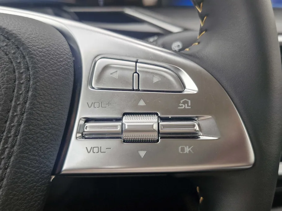 2024 FAW Bestune T77  