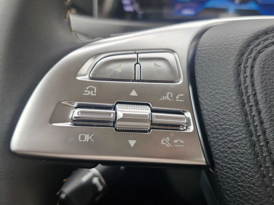 2024 FAW Bestune T77  