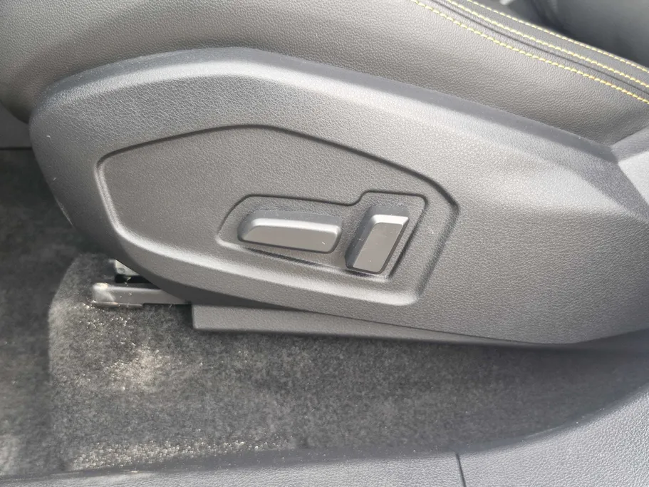 2024 FAW Bestune T77  