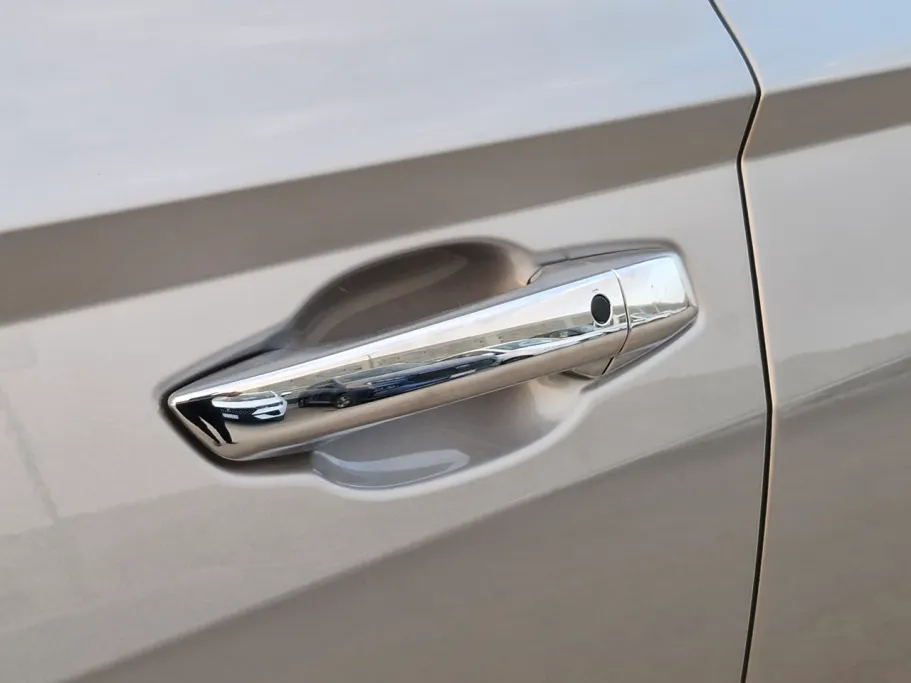 2024 FAW Bestune T77  