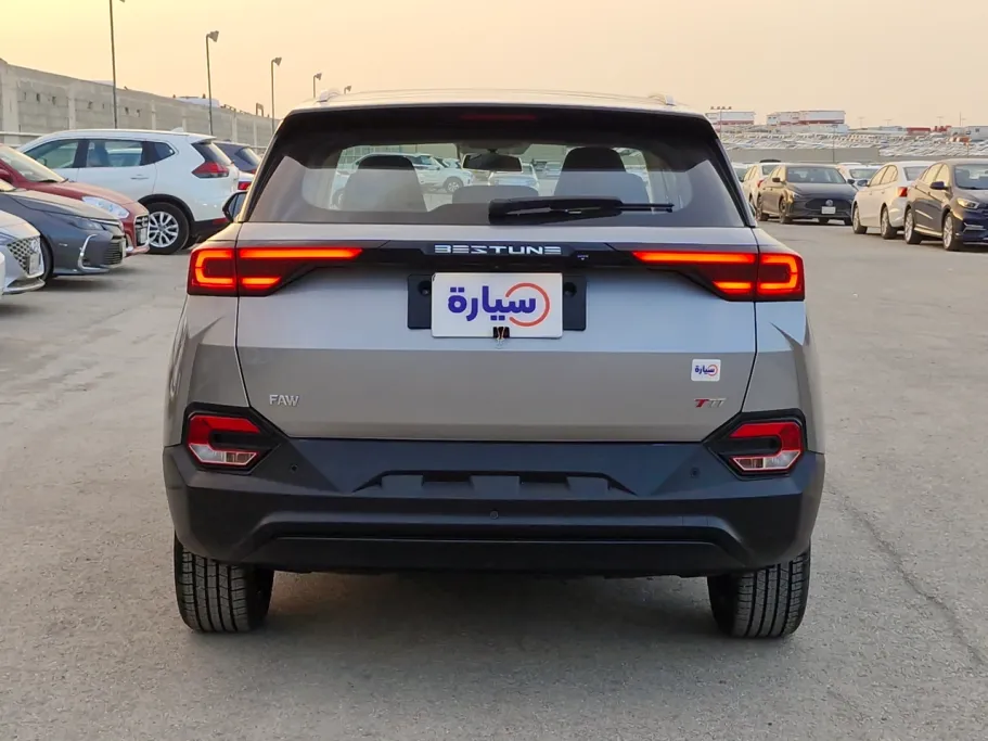 2024 FAW Bestune T77  