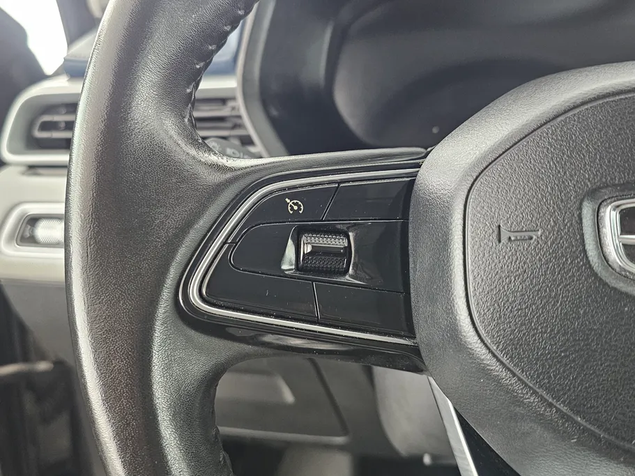 2023 Geely Emgrand GF 