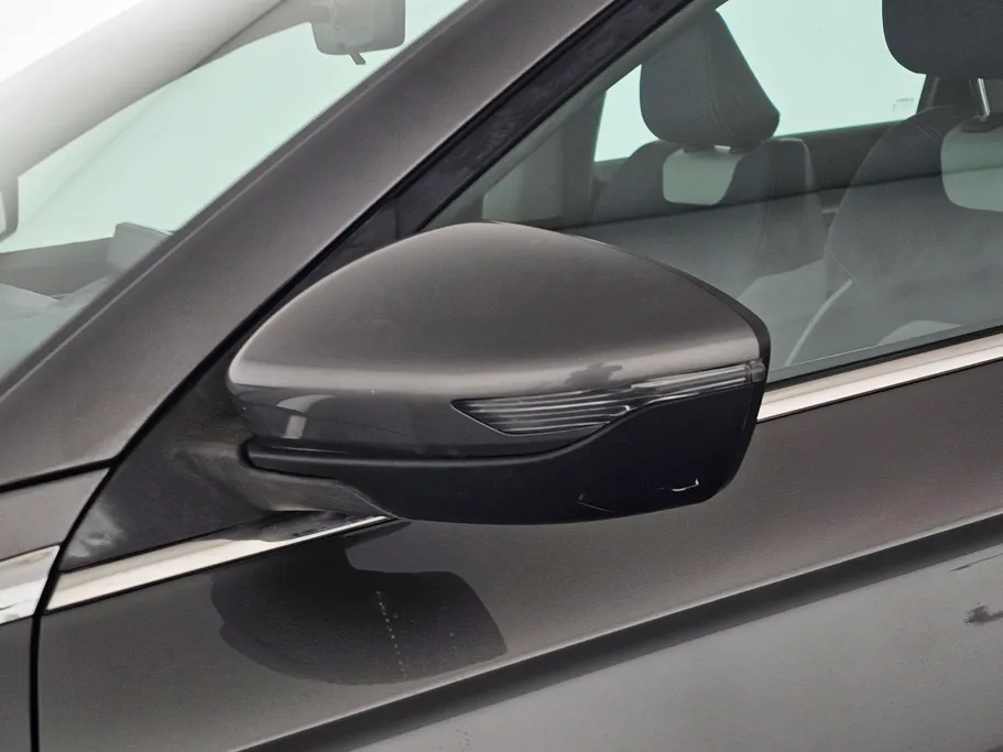 2023 Geely Emgrand GF 