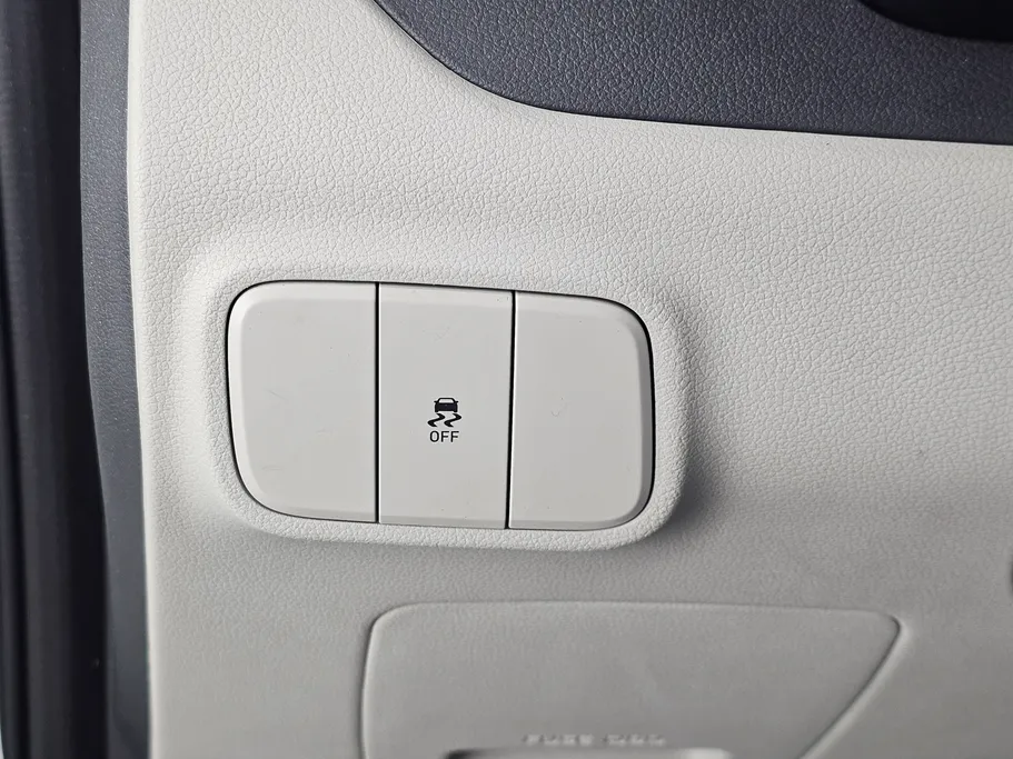 هيونداي Grand i10 فلييت 2023 