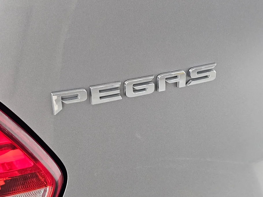 2022 Kia Pegas EX 