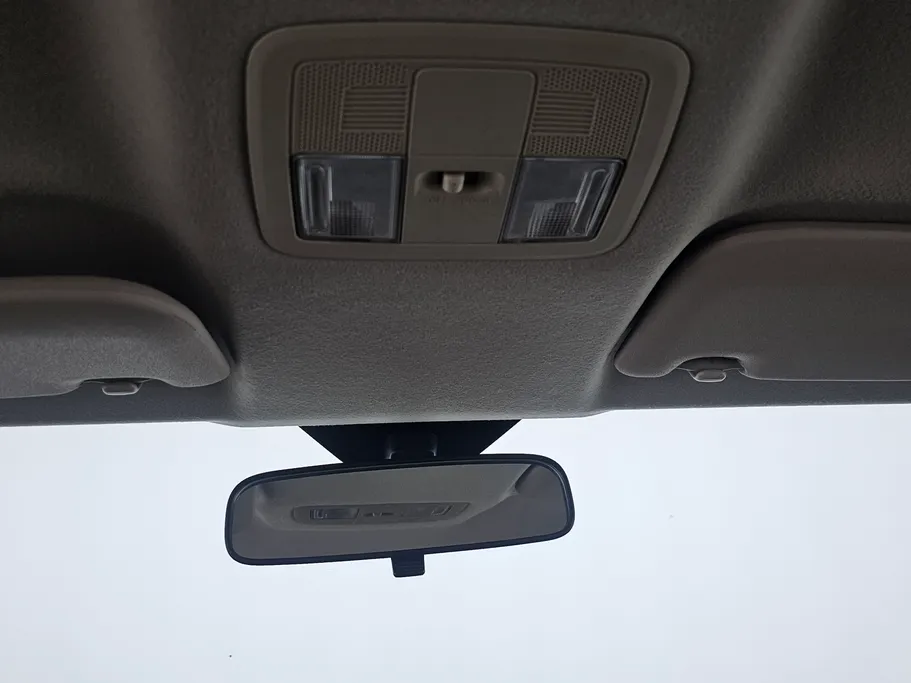 2024 Toyota Yaris  Y 