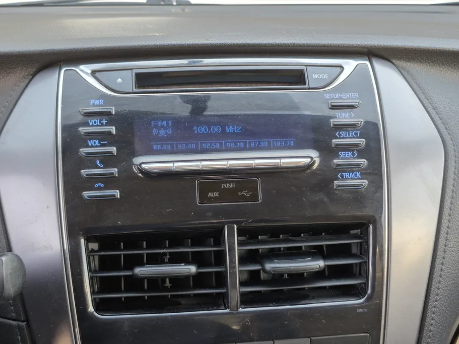 تويوتا يارس Y FLT 2021 