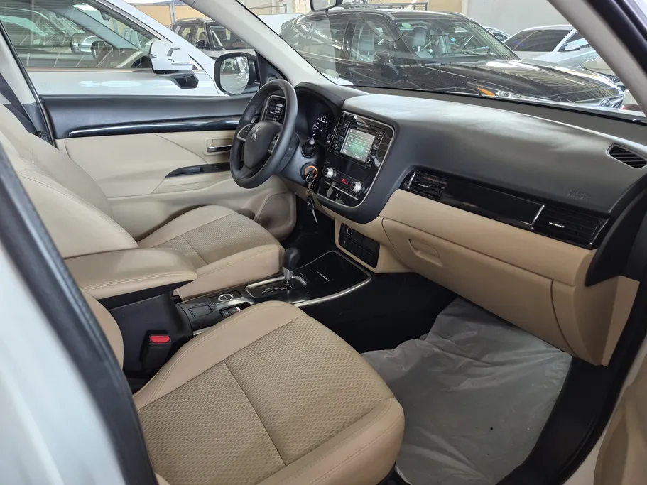 2020 Mitsubishi Outlander GLX 