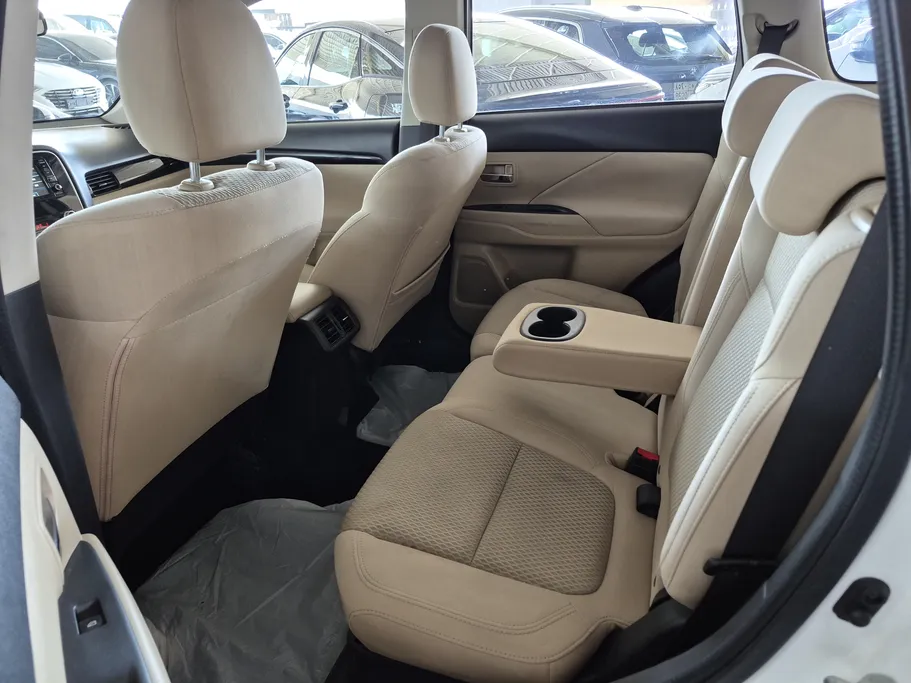 2020 Mitsubishi Outlander GLX 