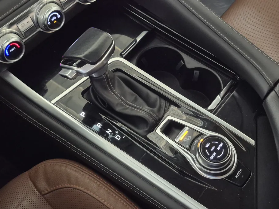 2021 Changan CS95 Royal 