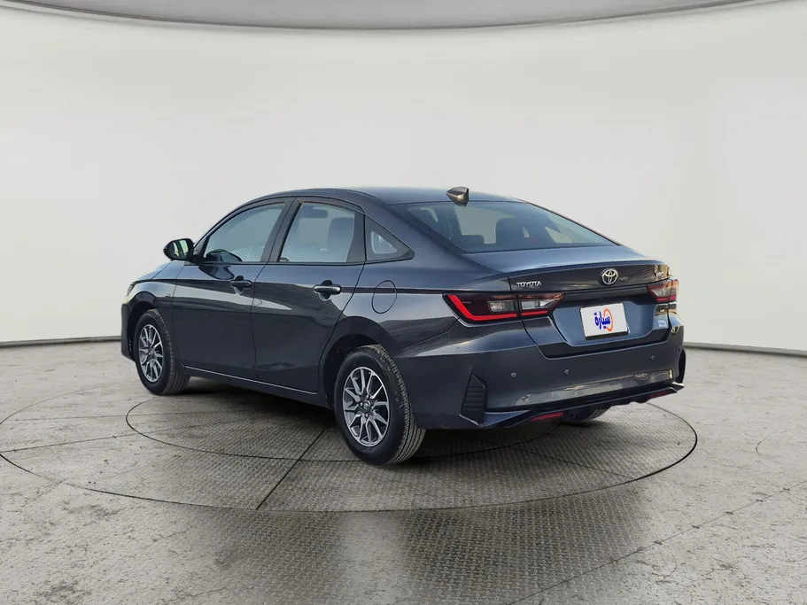 2024 Toyota Yaris  Y 